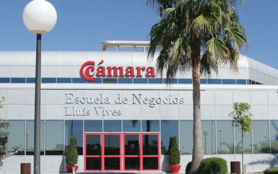 La Escuela de Negocios “Lluís Vives” de Valencia adjudica a VITELSA la ampliación tecnológica de su Salón de Actos