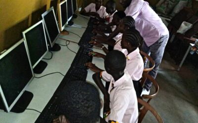 Grupo Vitelsa dona material IT a una escuela en Sierra Leona